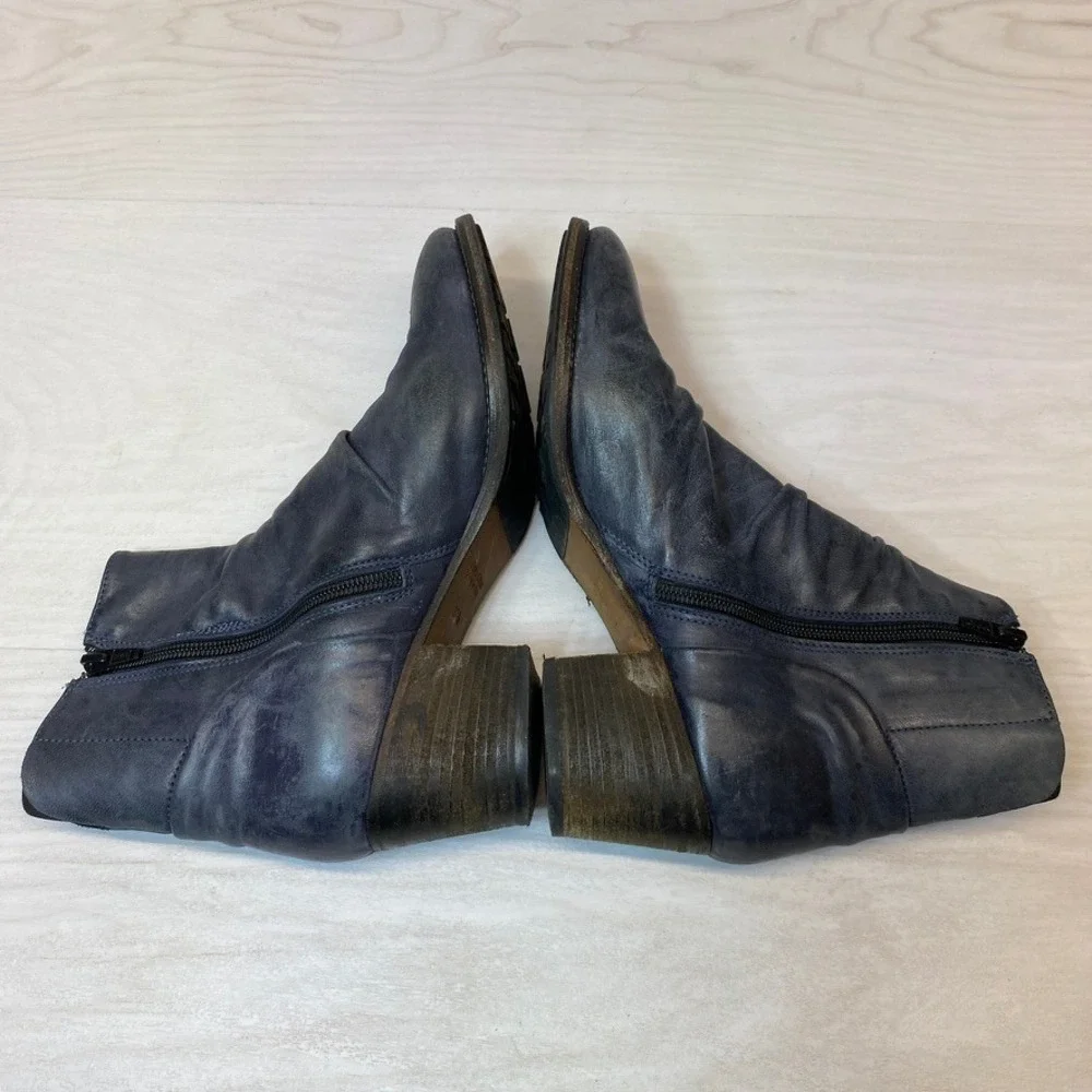 Gidigio Womens 37.5 Ankle Boots Slouchy Navy Blue Leather Italian Block Heel Zip